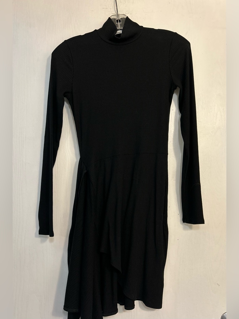 Reformation Jeans NWOT Coquette Feminine Ribbed Wrap Mock Neck Dress, Sz Small.